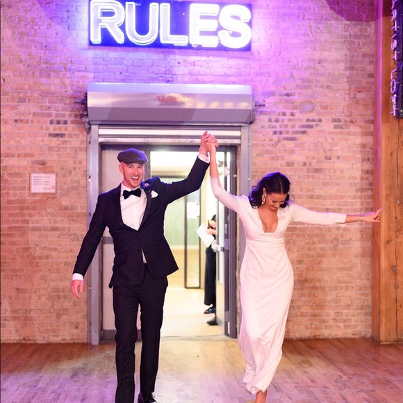 Meet your Posher, Laura - Picture 3 of 3